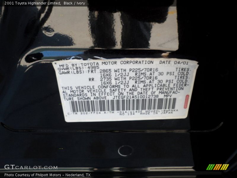Black / Ivory 2001 Toyota Highlander Limited