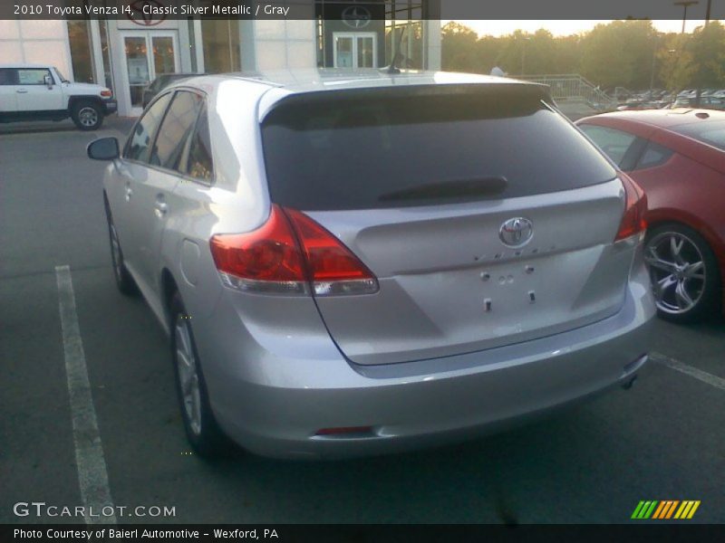 Classic Silver Metallic / Gray 2010 Toyota Venza I4