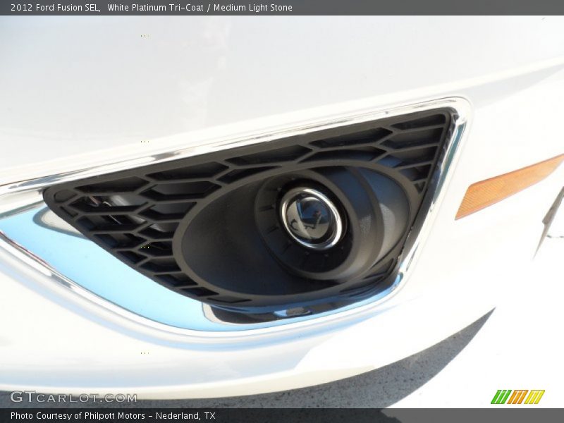 White Platinum Tri-Coat / Medium Light Stone 2012 Ford Fusion SEL