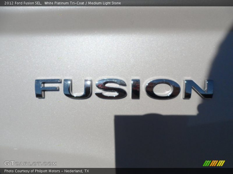 White Platinum Tri-Coat / Medium Light Stone 2012 Ford Fusion SEL