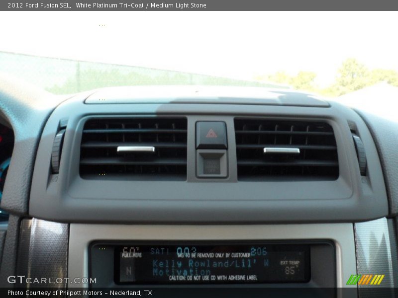 White Platinum Tri-Coat / Medium Light Stone 2012 Ford Fusion SEL