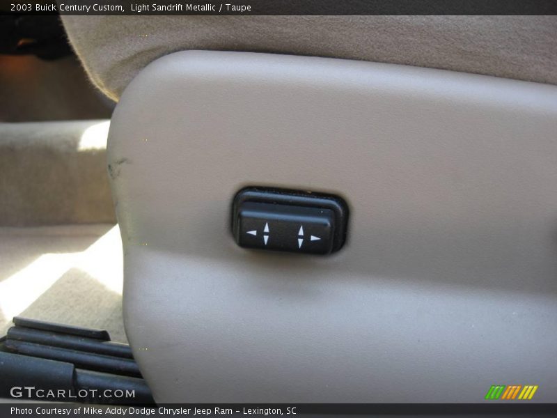 Light Sandrift Metallic / Taupe 2003 Buick Century Custom