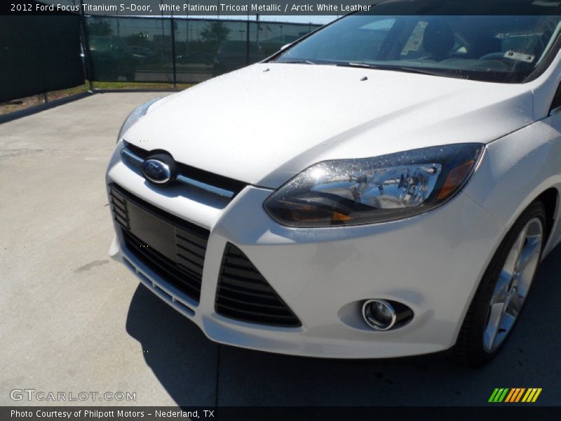White Platinum Tricoat Metallic / Arctic White Leather 2012 Ford Focus Titanium 5-Door