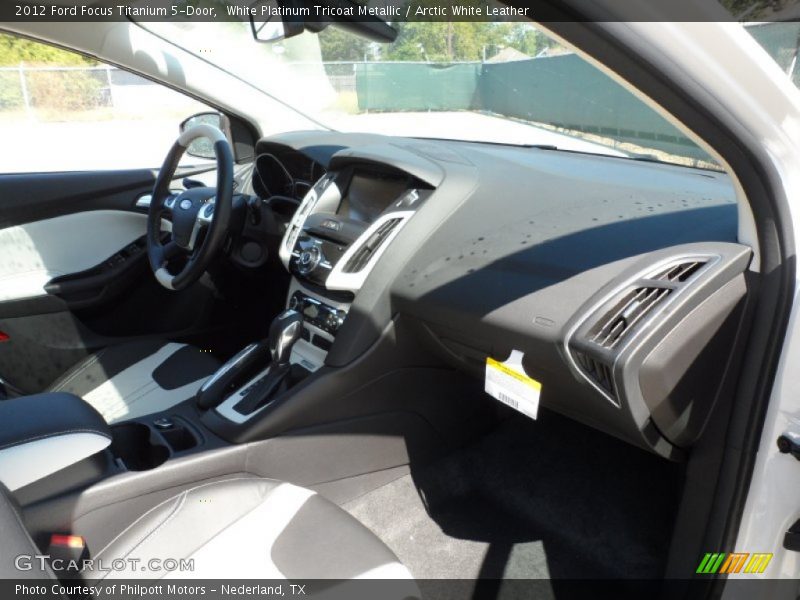 White Platinum Tricoat Metallic / Arctic White Leather 2012 Ford Focus Titanium 5-Door