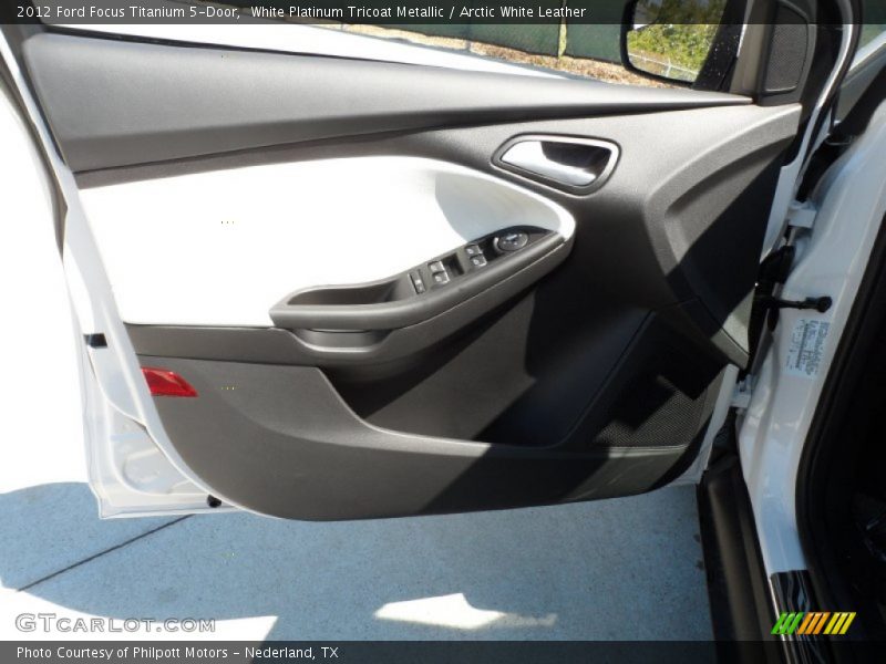 Door Panel of 2012 Focus Titanium 5-Door