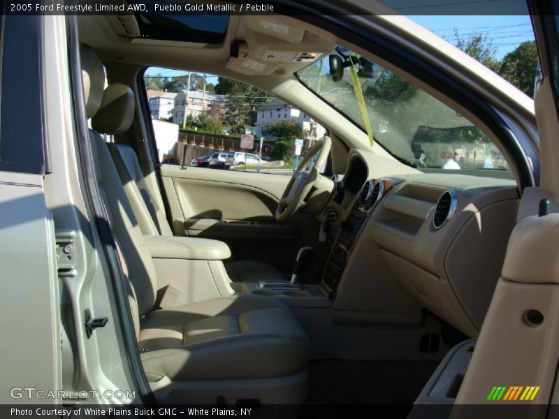Pueblo Gold Metallic / Pebble 2005 Ford Freestyle Limited AWD