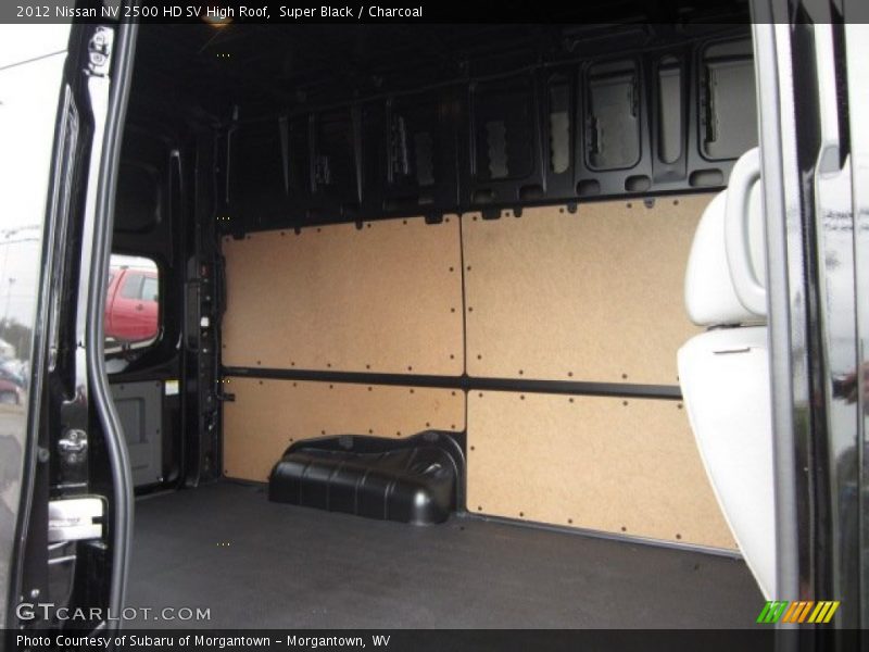  2012 NV 2500 HD SV High Roof Trunk
