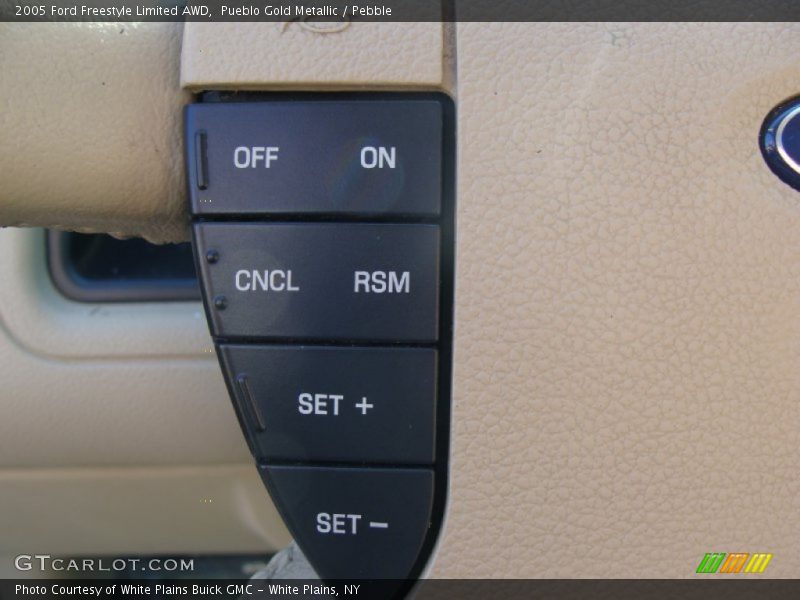 Pueblo Gold Metallic / Pebble 2005 Ford Freestyle Limited AWD