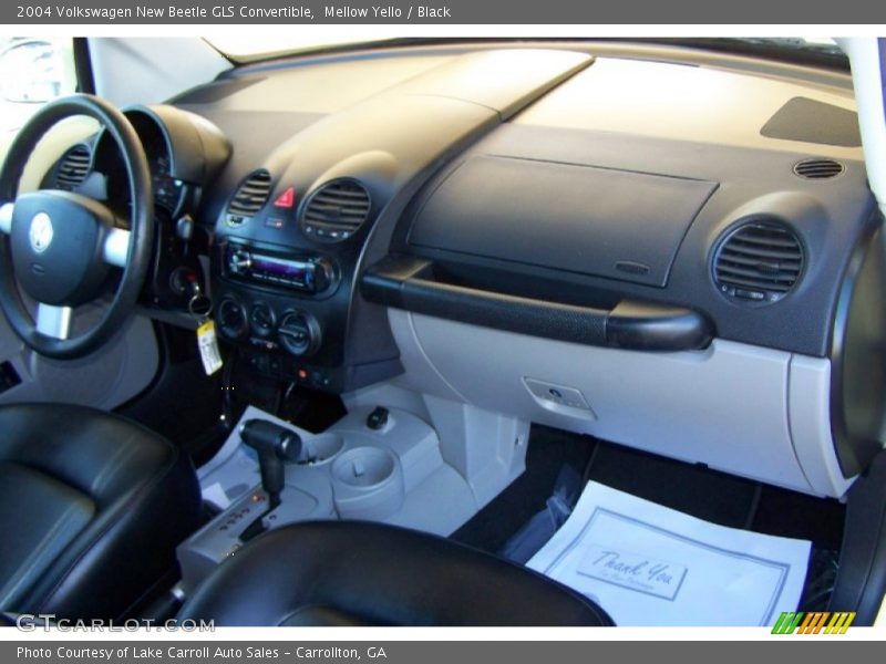 Mellow Yello / Black 2004 Volkswagen New Beetle GLS Convertible