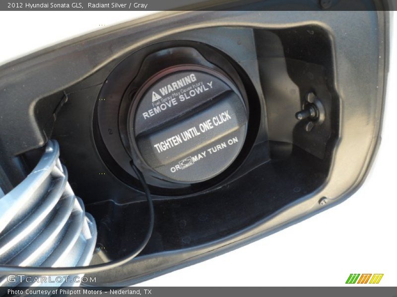 Radiant Silver / Gray 2012 Hyundai Sonata GLS