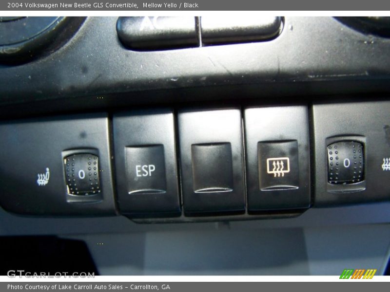 Mellow Yello / Black 2004 Volkswagen New Beetle GLS Convertible