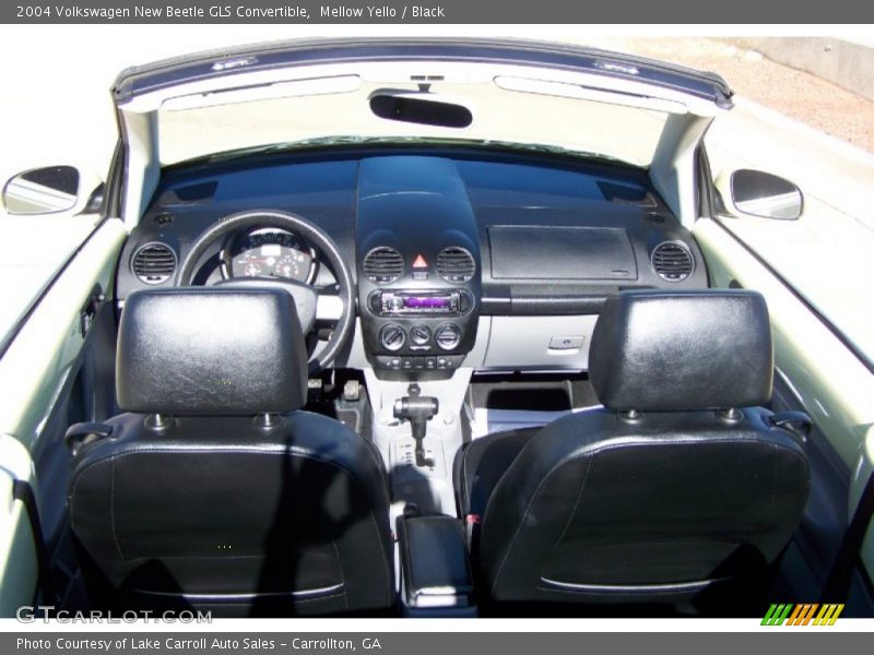 Mellow Yello / Black 2004 Volkswagen New Beetle GLS Convertible