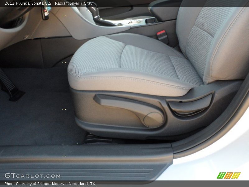 Radiant Silver / Gray 2012 Hyundai Sonata GLS