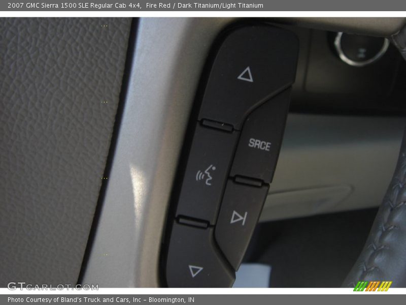 Fire Red / Dark Titanium/Light Titanium 2007 GMC Sierra 1500 SLE Regular Cab 4x4