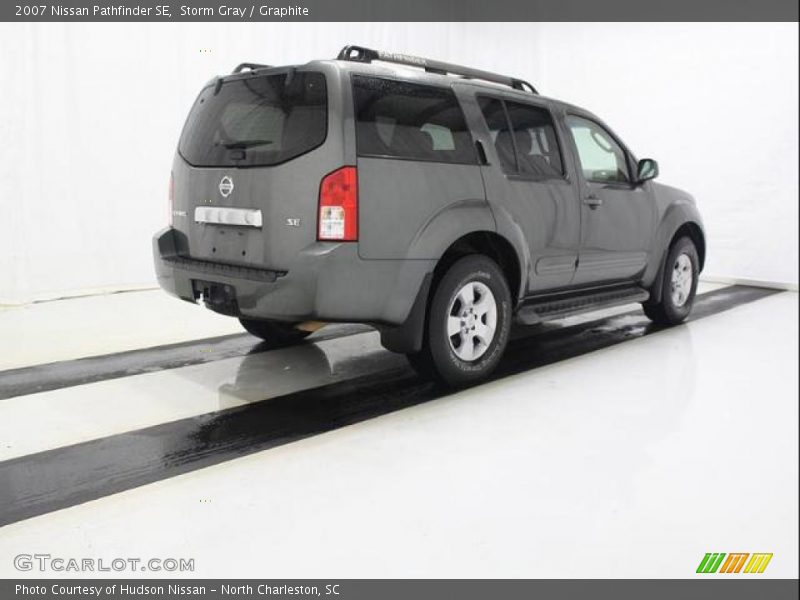 Storm Gray / Graphite 2007 Nissan Pathfinder SE