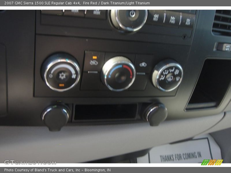 Fire Red / Dark Titanium/Light Titanium 2007 GMC Sierra 1500 SLE Regular Cab 4x4