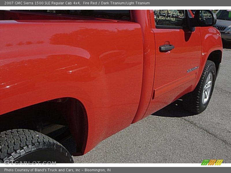 Fire Red / Dark Titanium/Light Titanium 2007 GMC Sierra 1500 SLE Regular Cab 4x4