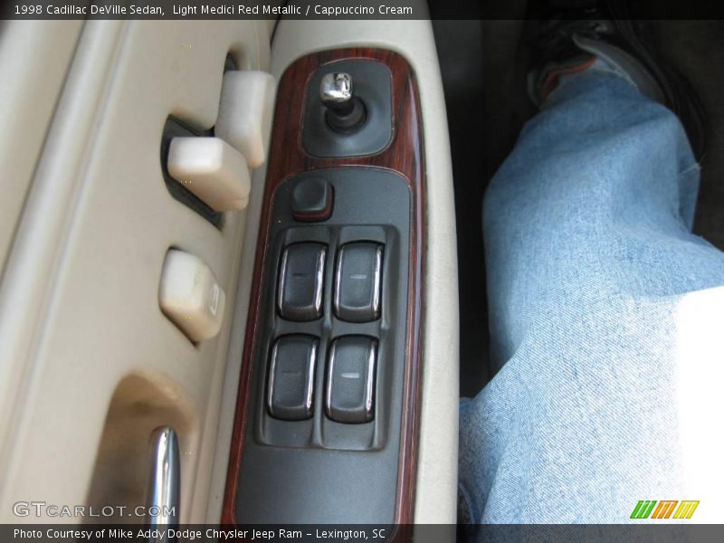 Light Medici Red Metallic / Cappuccino Cream 1998 Cadillac DeVille Sedan