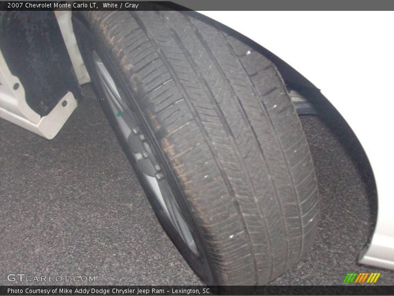 White / Gray 2007 Chevrolet Monte Carlo LT