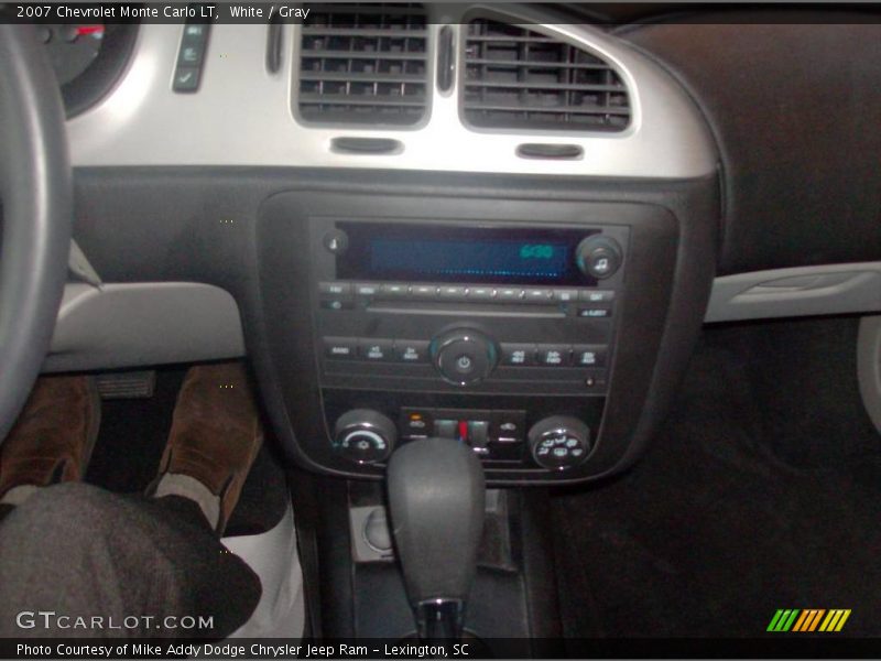 White / Gray 2007 Chevrolet Monte Carlo LT