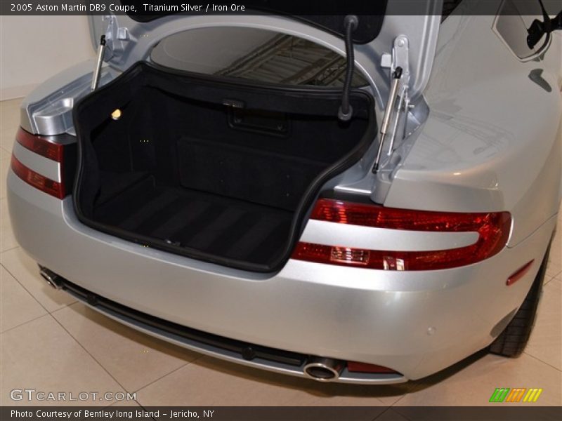  2005 DB9 Coupe Trunk