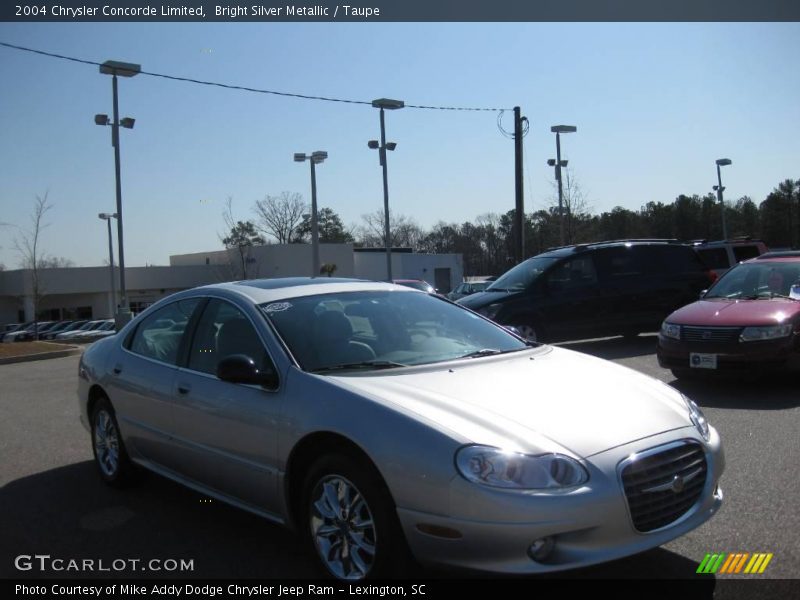 Bright Silver Metallic / Taupe 2004 Chrysler Concorde Limited