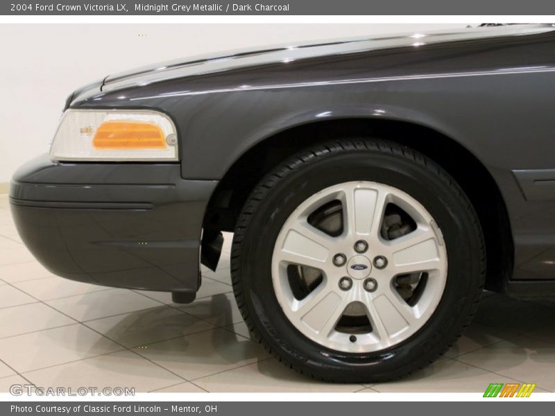  2004 Crown Victoria LX Wheel
