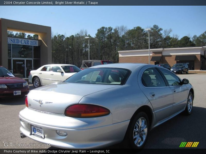 Bright Silver Metallic / Taupe 2004 Chrysler Concorde Limited