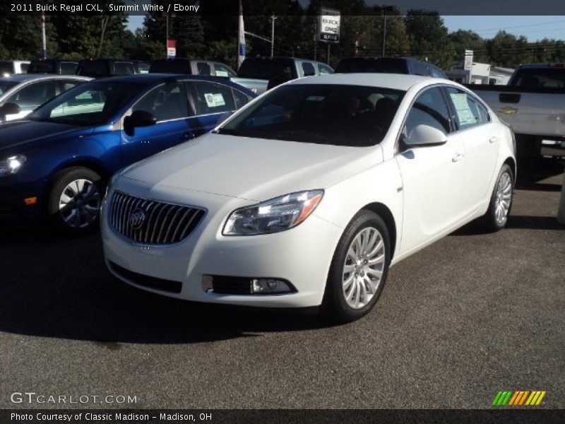 Summit White / Ebony 2011 Buick Regal CXL