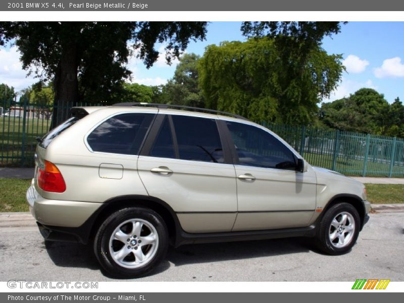 Pearl Beige Metallic / Beige 2001 BMW X5 4.4i