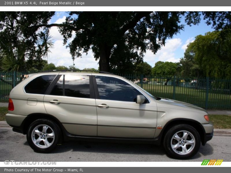 Pearl Beige Metallic / Beige 2001 BMW X5 4.4i