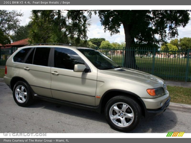 Pearl Beige Metallic / Beige 2001 BMW X5 4.4i