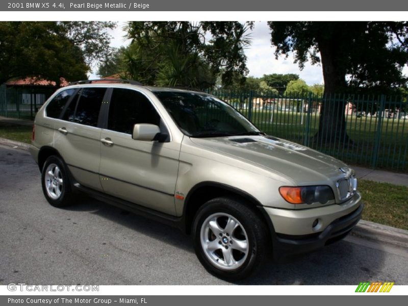 Pearl Beige Metallic / Beige 2001 BMW X5 4.4i