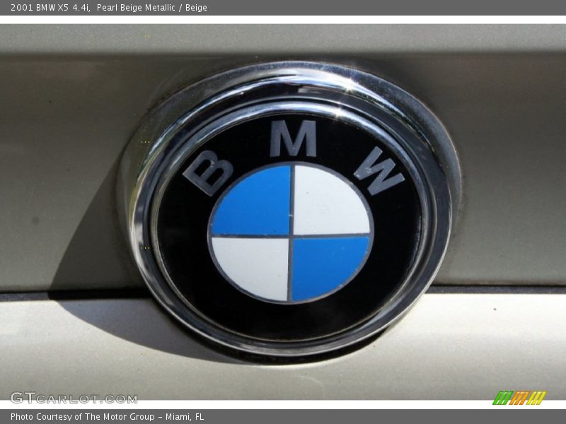Pearl Beige Metallic / Beige 2001 BMW X5 4.4i