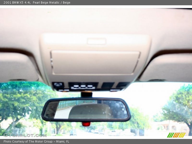 Pearl Beige Metallic / Beige 2001 BMW X5 4.4i