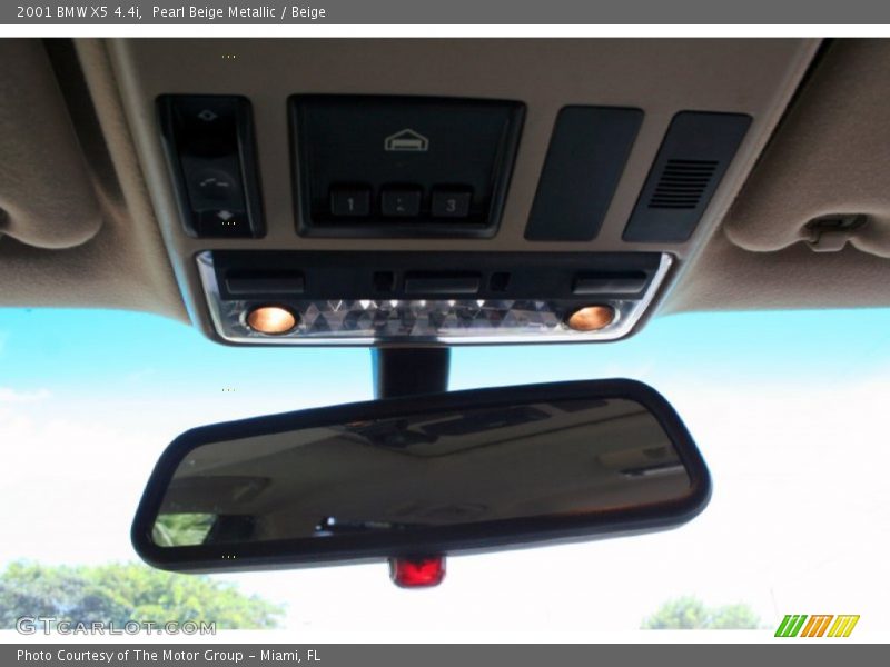 Pearl Beige Metallic / Beige 2001 BMW X5 4.4i