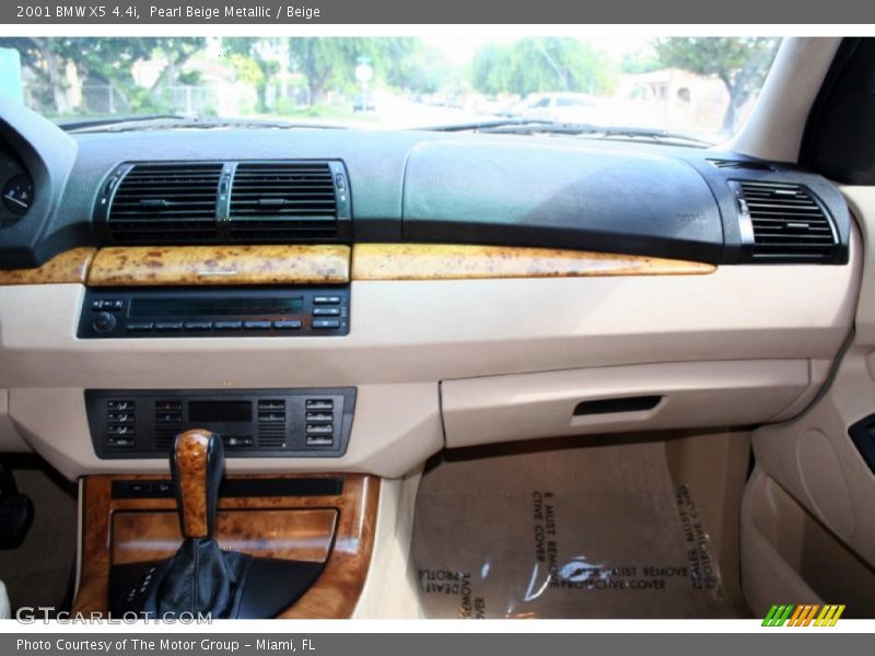Pearl Beige Metallic / Beige 2001 BMW X5 4.4i