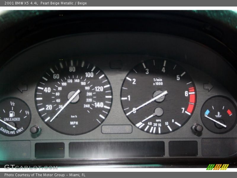 Pearl Beige Metallic / Beige 2001 BMW X5 4.4i