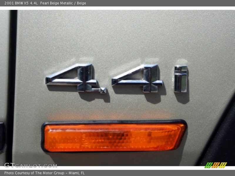 Pearl Beige Metallic / Beige 2001 BMW X5 4.4i