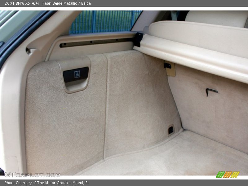 Pearl Beige Metallic / Beige 2001 BMW X5 4.4i