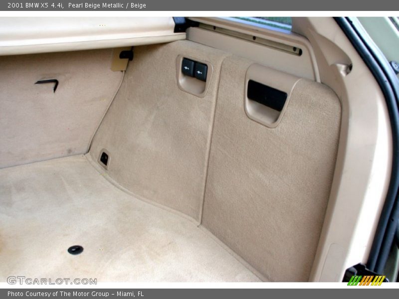 Pearl Beige Metallic / Beige 2001 BMW X5 4.4i