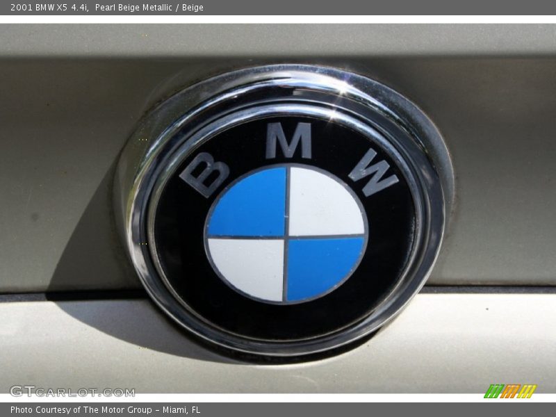 Pearl Beige Metallic / Beige 2001 BMW X5 4.4i