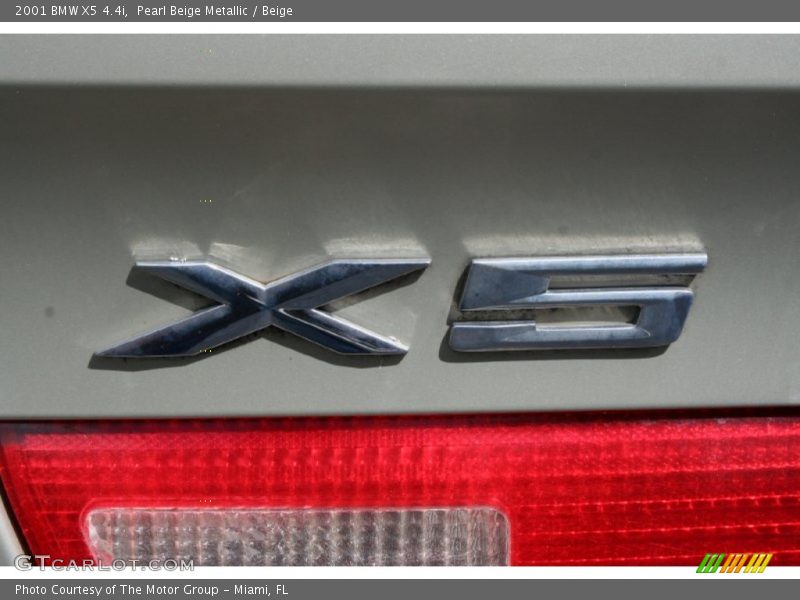 Pearl Beige Metallic / Beige 2001 BMW X5 4.4i