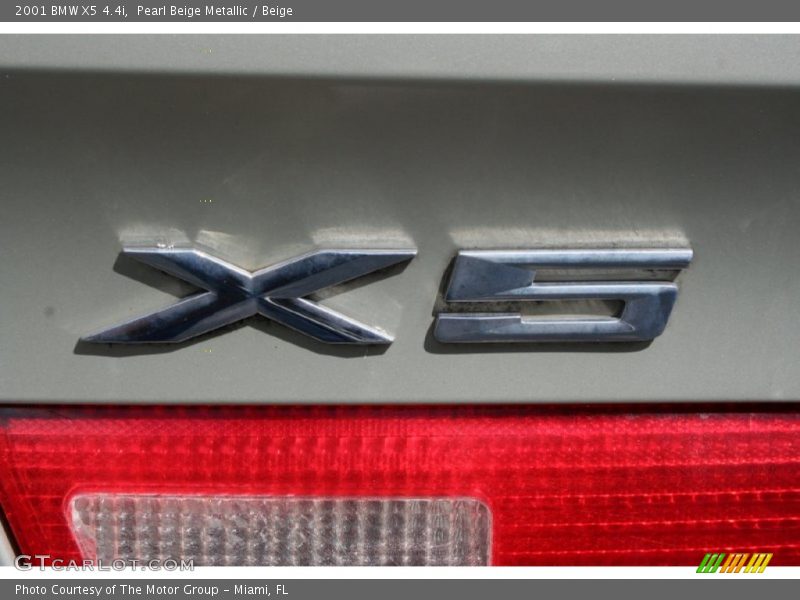 Pearl Beige Metallic / Beige 2001 BMW X5 4.4i