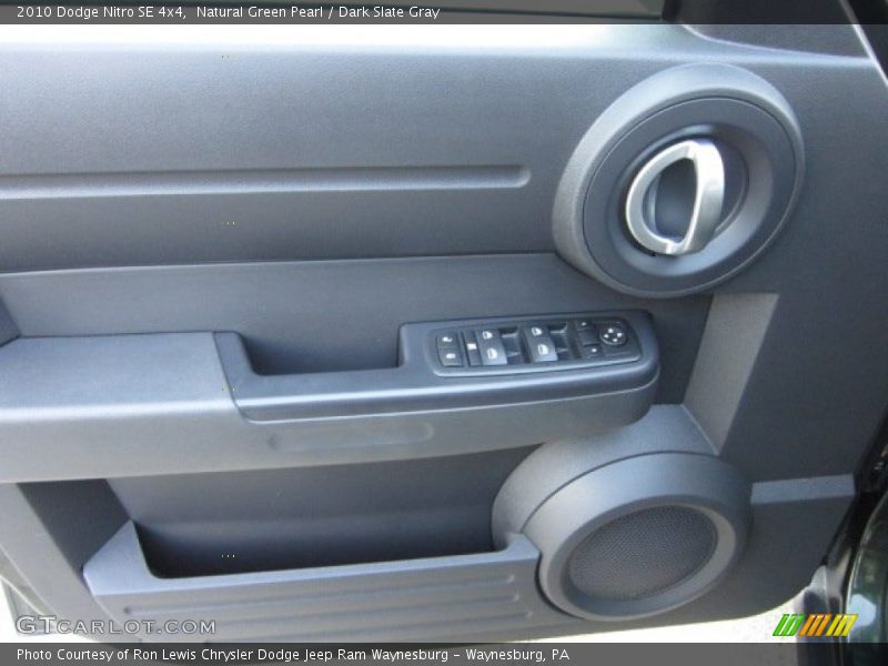 Natural Green Pearl / Dark Slate Gray 2010 Dodge Nitro SE 4x4