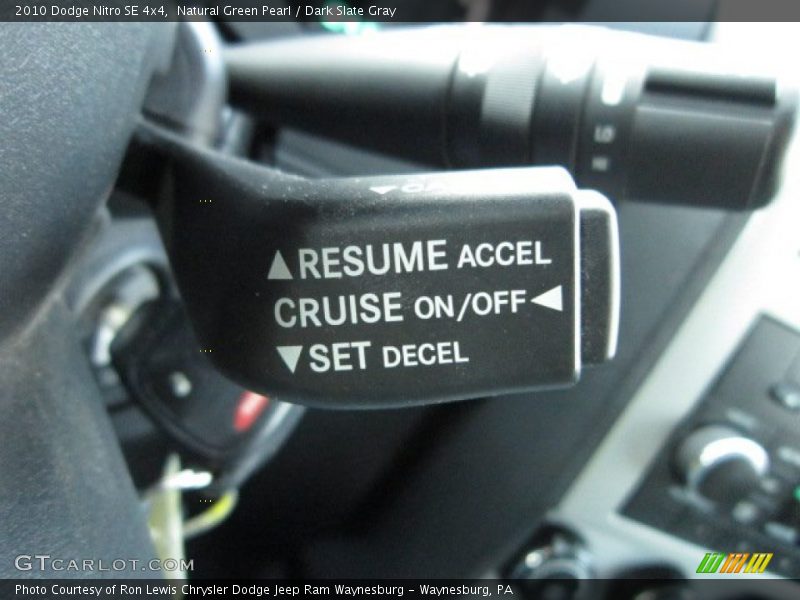 Natural Green Pearl / Dark Slate Gray 2010 Dodge Nitro SE 4x4