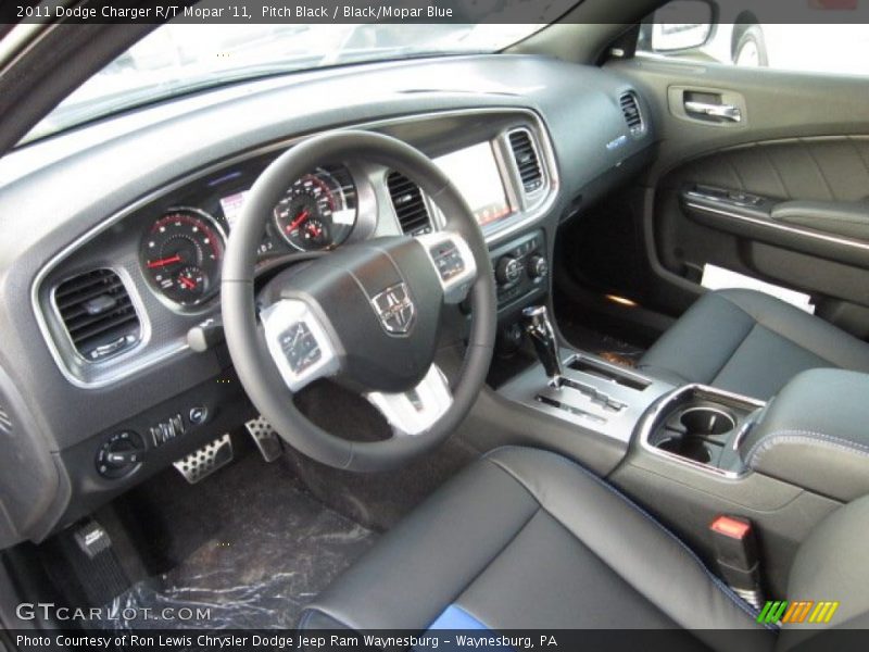  2011 Charger R/T Mopar '11 Black/Mopar Blue Interior