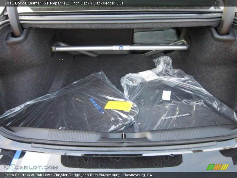  2011 Charger R/T Mopar '11 Trunk