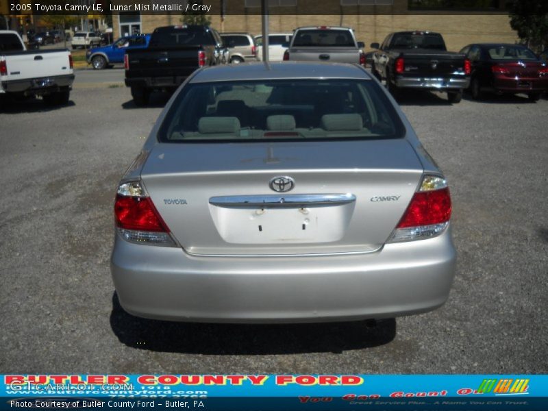 Lunar Mist Metallic / Gray 2005 Toyota Camry LE