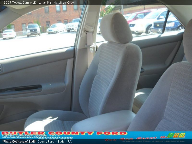 Lunar Mist Metallic / Gray 2005 Toyota Camry LE